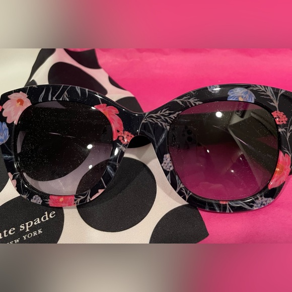 Kate Spade Black Sunglasses with Floral Design New in Case main image 7